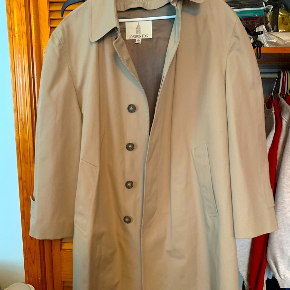 Men’s London fog overcoat